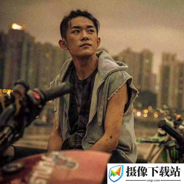 易烊千玺少年的你壁纸截图